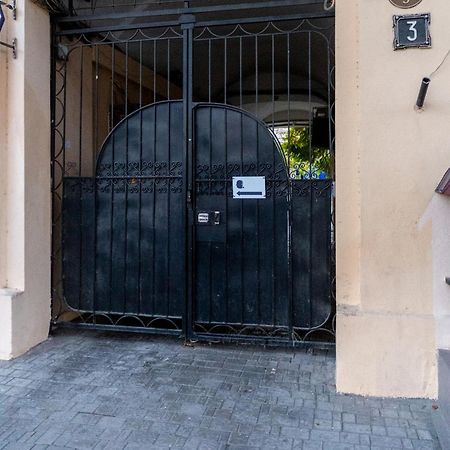 Хостел Friends House Odessa Exterior foto