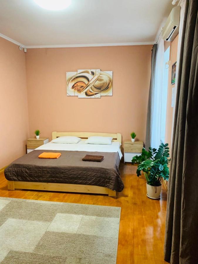 Хостел Friends House Odessa Exterior foto