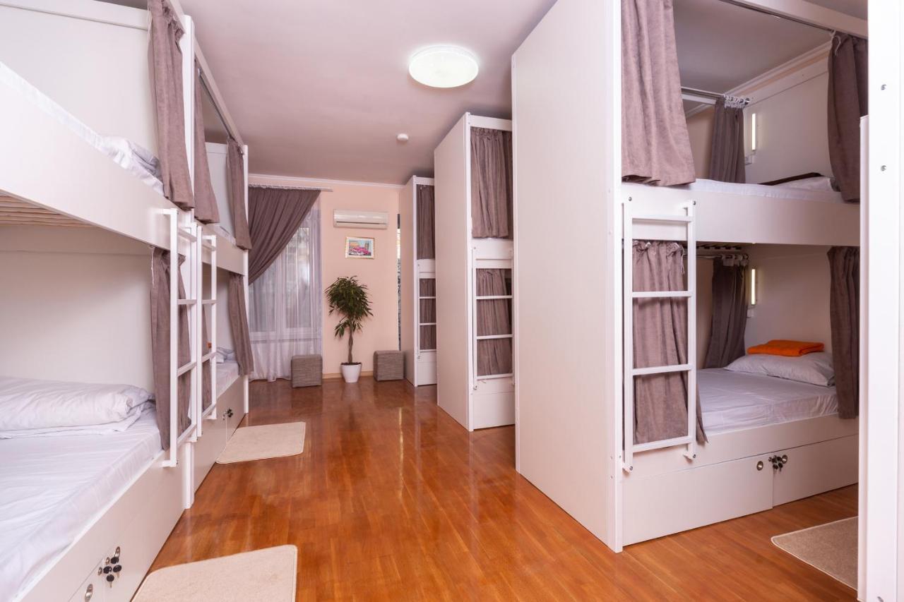 Хостел Friends House Odessa Exterior foto