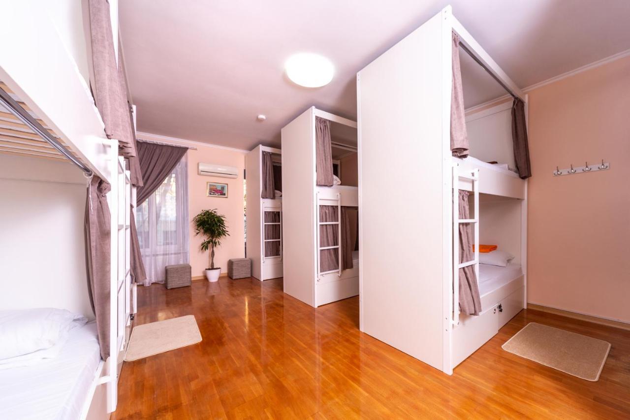 Хостел Friends House Odessa Exterior foto